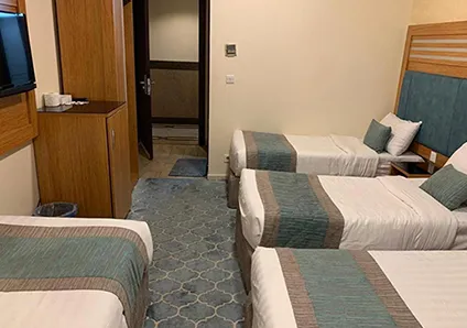 Room with 4 single bed