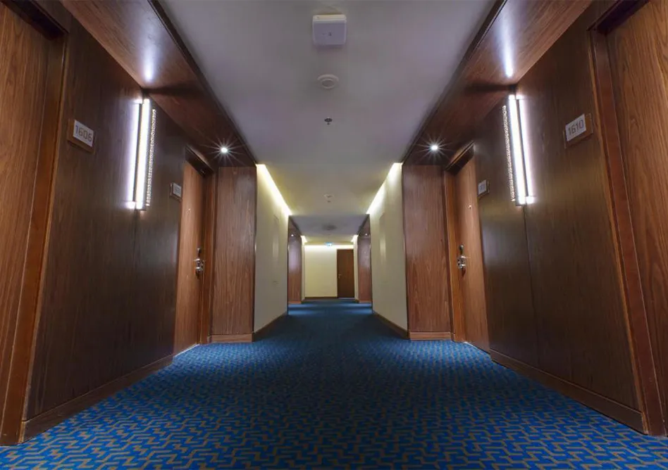 /media/umrah-images/corridoor.webp