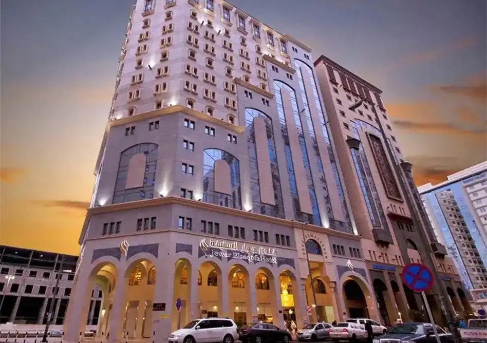 /media/umrah-images/deyar-al-eiman-hotel.webp
