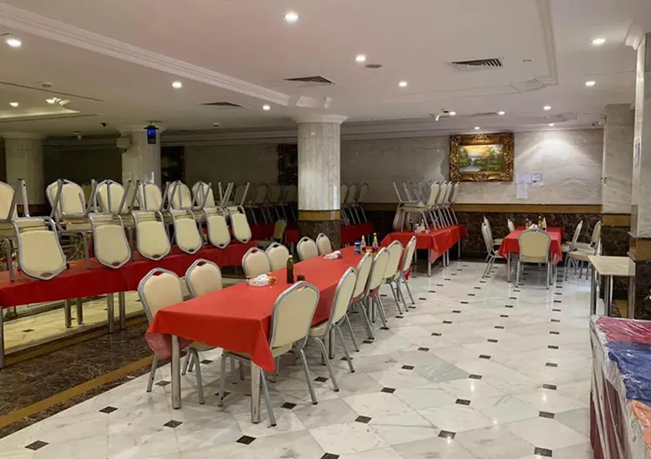 /media/umrah-images/dining-area%20%2824%29.webp