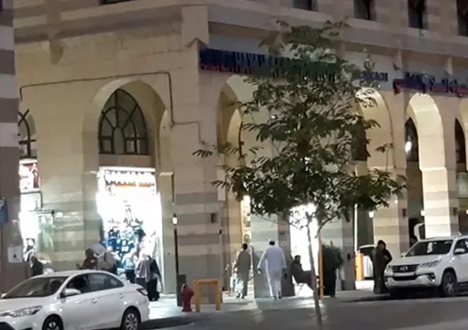 /media/umrah-images/hotels-building.webp