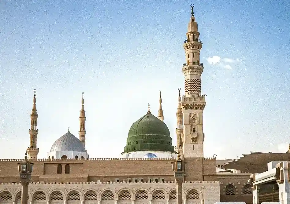 /media/umrah-images/madinah%20%289%29.webp