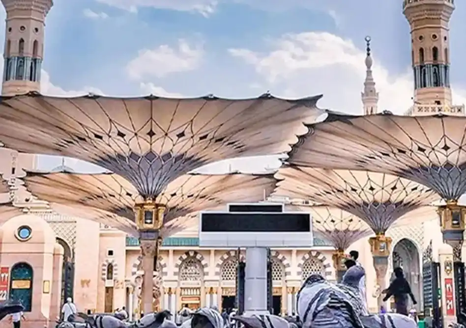 /media/umrah-images/masjid-an-nabawi%20%282%29.webp