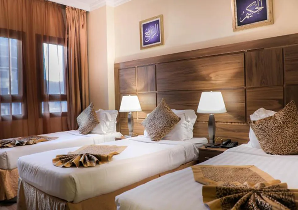 /media/umrah-images/room-area%20%283%29.webp